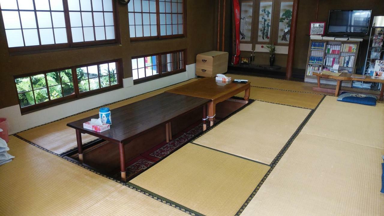 Walking Pilgrimage Hotel Tokiwa Ryokan Ozu  Esterno foto