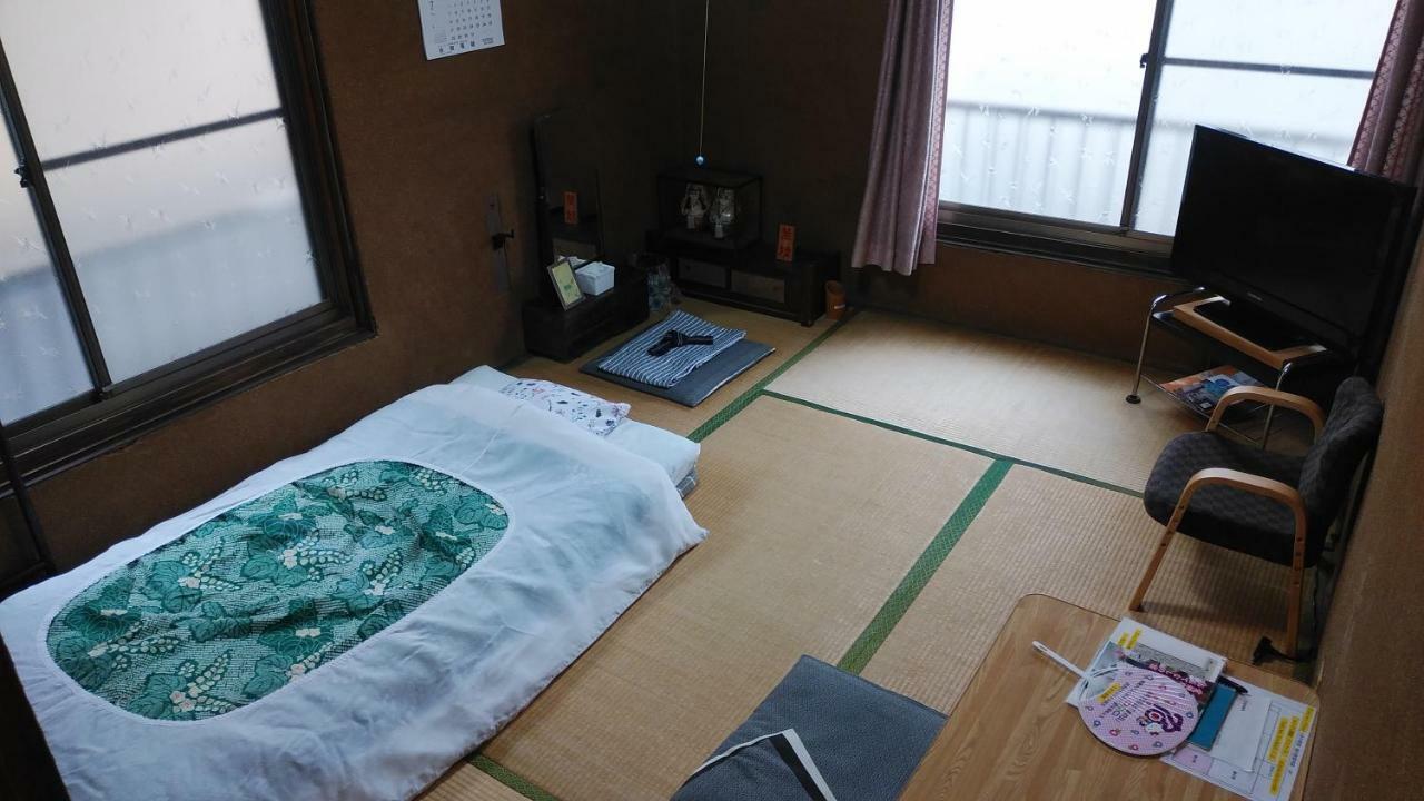 Walking Pilgrimage Hotel Tokiwa Ryokan Ozu  Esterno foto
