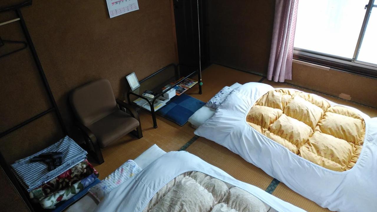 Walking Pilgrimage Hotel Tokiwa Ryokan Ozu  Esterno foto